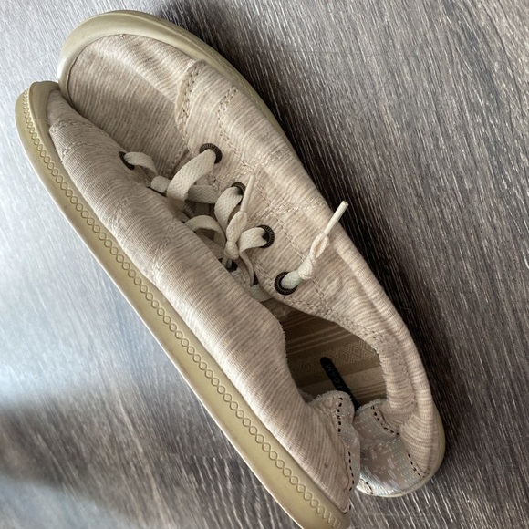Beige heather flat sneaker shoes - Picture 15 of 17